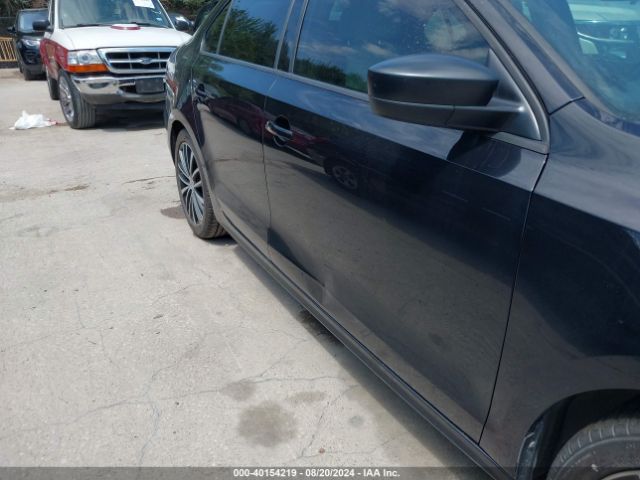 3VWD17AJ9GM403008 Volkswagen Jetta 1.8t Sport