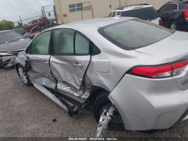 JTDEPMAE1N3027975 Toyota COROLLA LE
