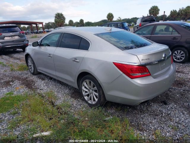 1G4GB5G30GF178628 Buick Lacrosse Leather
