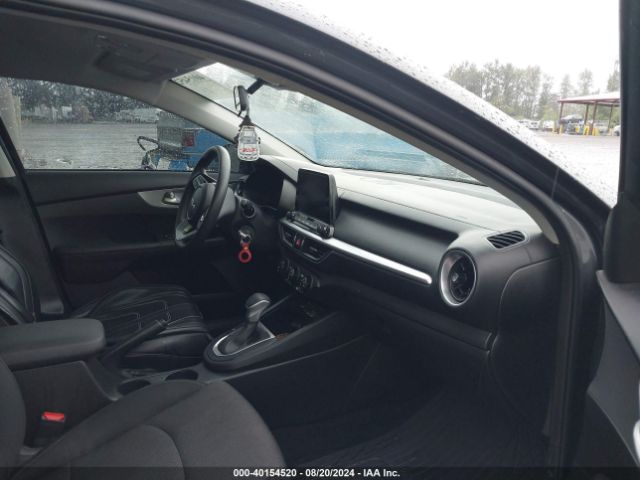 3KPF24AD6PE511405 KIA Forte Lxs