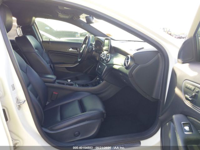 WDCTG4EB5HJ360598 Mercedes-Benz GLA 250