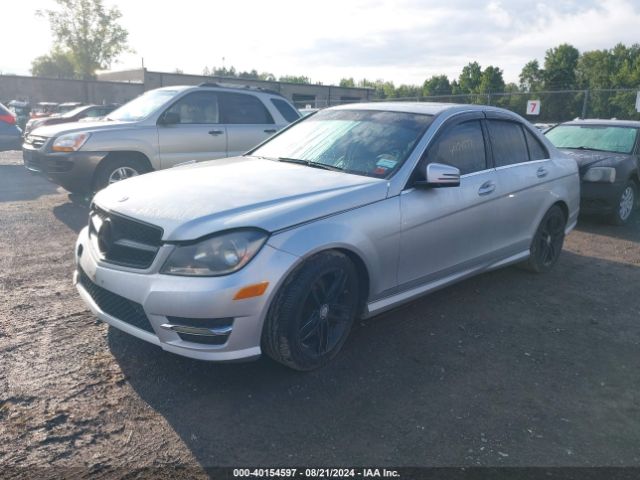 WDDGF8AB0ER318401 Mercedes-Benz C 300 Luxury 4matic/sport 4matic
