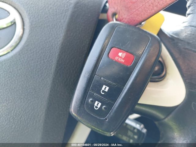JTDKARFUXG3029230 Toyota Prius Three