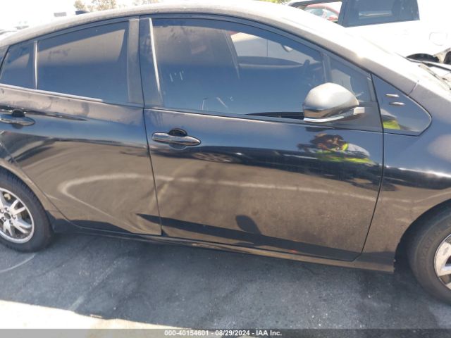 JTDKARFUXG3029230 Toyota Prius Three