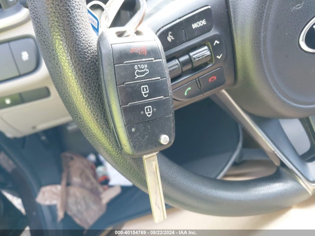 5XYPG4A33GG041267 KIA Sorento 2.4l Lx