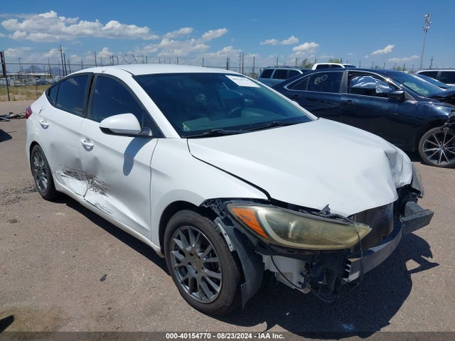 2018 5NPD84LF7JH348044 main image
