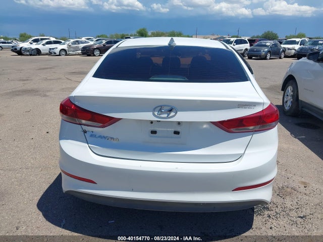 Hyundai ELANTRA SEL 2018 5NPD84LF7JH348044 Image 17