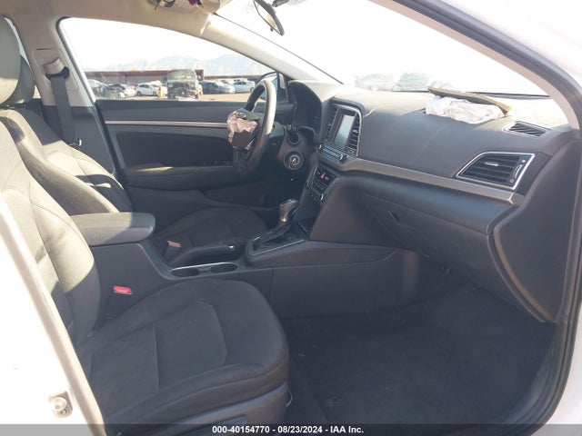 Hyundai ELANTRA SEL 2018 5NPD84LF7JH348044 Image 5