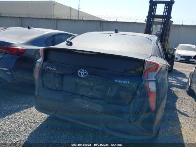 JTDKARFU0G3019810 Toyota Prius Four Touring