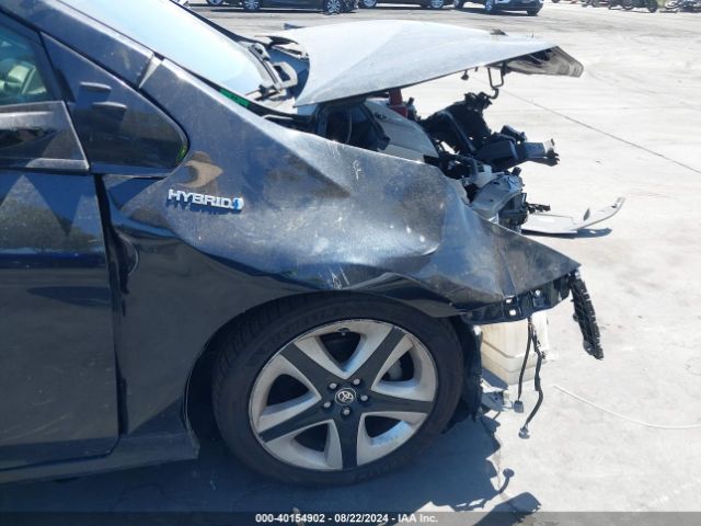 JTDKARFU0G3019810 Toyota Prius Four Touring