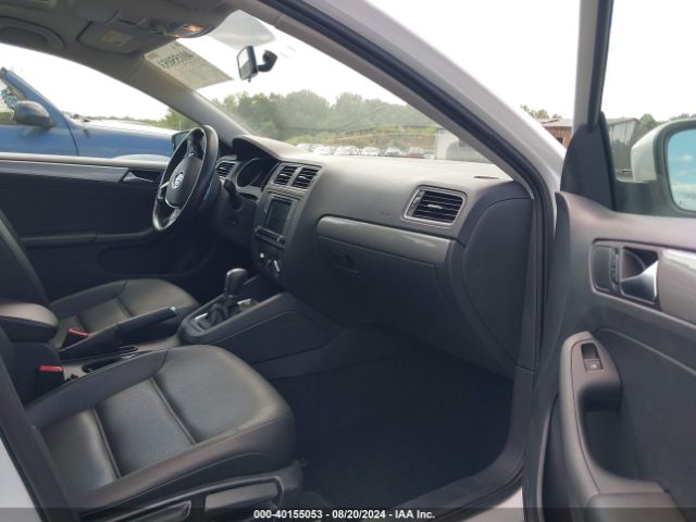 3VWDB7AJ8HM360442 Volkswagen Jetta 1.4t Se