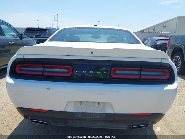 2C3CDZJG7NH254443 Dodge Challenger Gt