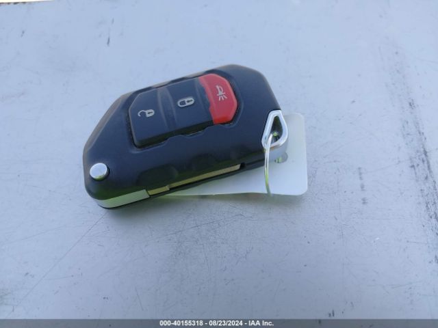 1C4HJXDG7JW123499 Jeep Wrangler Unlimited Sport S 4x4