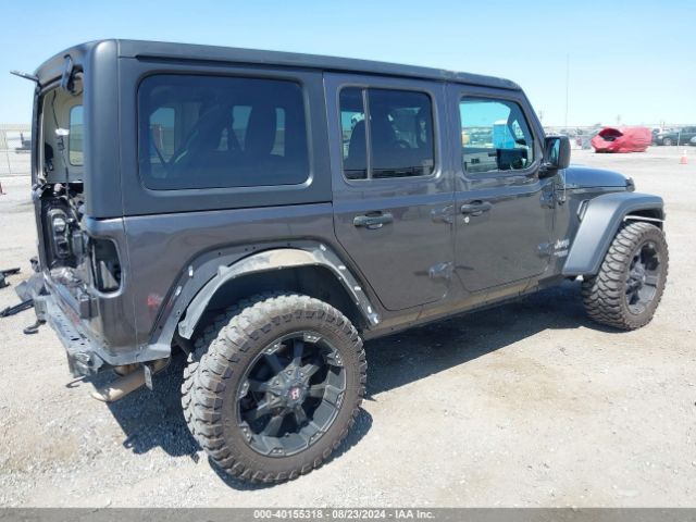 1C4HJXDG7JW123499 Jeep Wrangler Unlimited Sport S 4x4