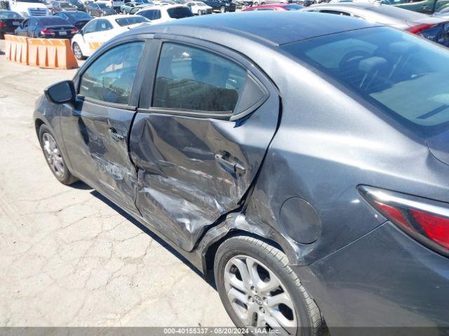 3MYDLBZV1GY102105 Scion IA