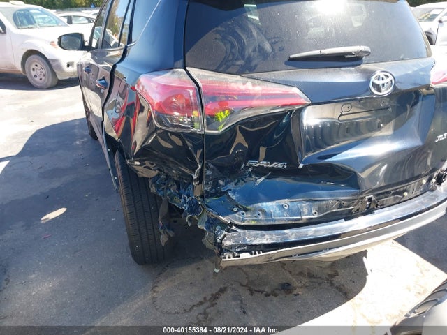 Toyota Rav4 Xle 2017 2T3WFREVXHW373555 Image 6