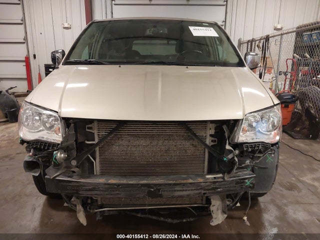 2C4RC1CG7GR188433 Chrysler Town & Country Touring-l Anniversary Edition
