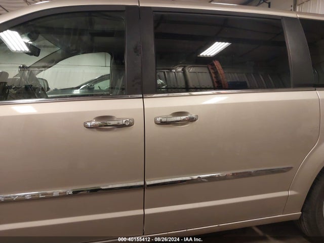 2C4RC1CG7GR188433 Chrysler Town & Country Touring-l Anniversary Edition