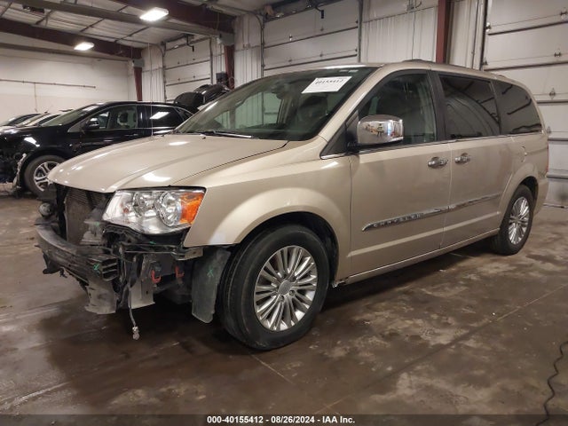 2C4RC1CG7GR188433 Chrysler Town & Country Touring-l Anniversary Edition