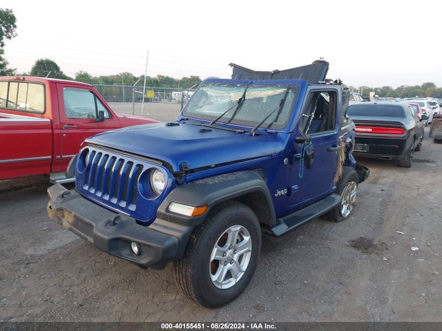 1C4GJXAGXJW204495 Jeep Wrangler Sport S 4x4