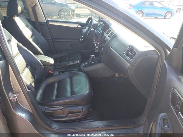 3VWDB7AJ9HM409597 Volkswagen Jetta 1.4t Se
