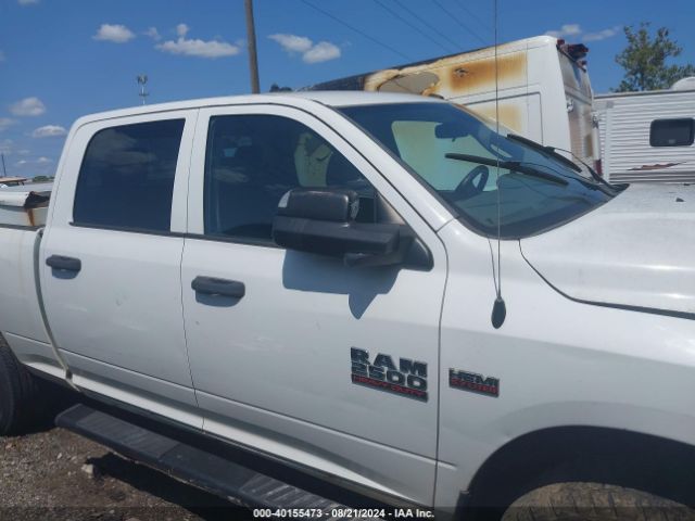 3C6TR5CT7EG208621 RAM 2500 Tradesman