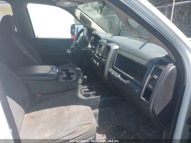 3C6TR5CT7EG208621 RAM 2500 Tradesman