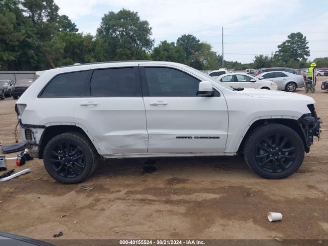 1C4RJEAG2HC957365 Jeep Grand Cherokee Altitude 4x2