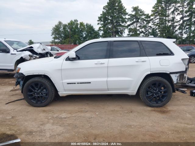 1C4RJEAG2HC957365 Jeep Grand Cherokee Altitude 4x2
