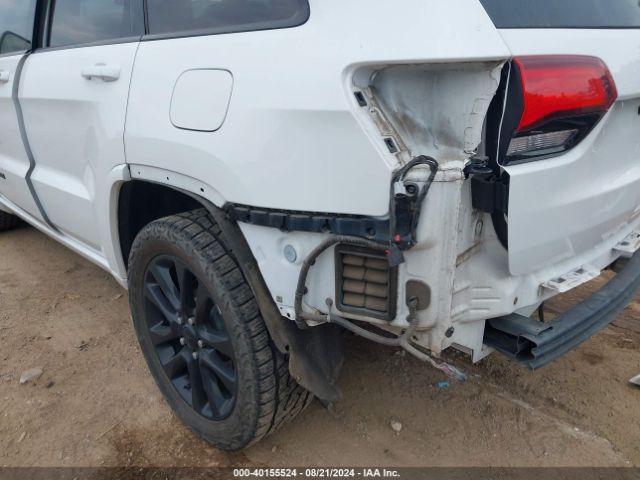 1C4RJEAG2HC957365 Jeep Grand Cherokee Altitude 4x2
