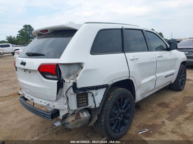 1C4RJEAG2HC957365 Jeep Grand Cherokee Altitude 4x2