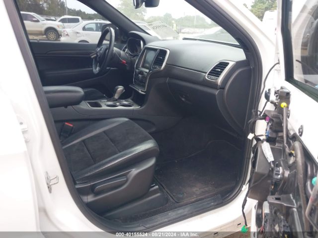 1C4RJEAG2HC957365 Jeep Grand Cherokee Altitude 4x2