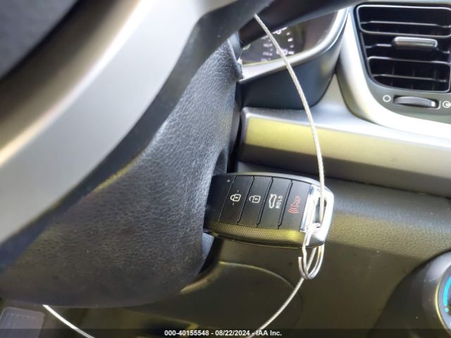 3KPA24AB0KE172626 KIA RIO S