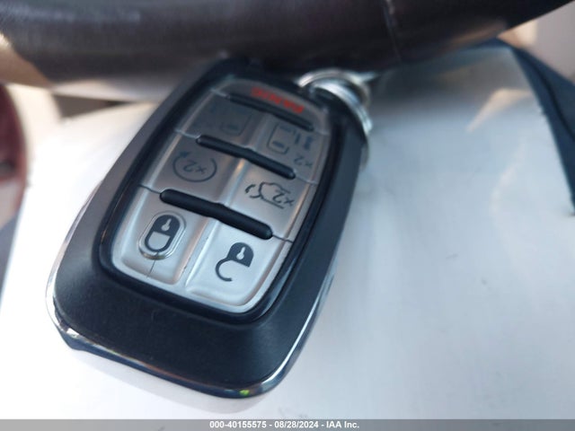 2C4RC1BG8KR666210 Chrysler Pacifica Touring L