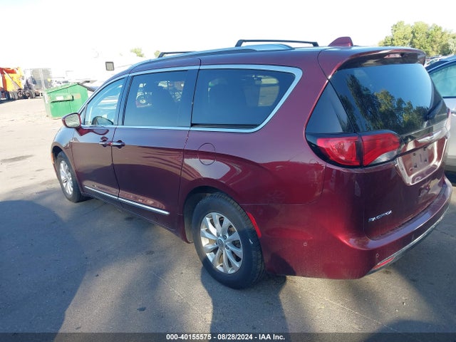 2C4RC1BG8KR666210 Chrysler Pacifica Touring L
