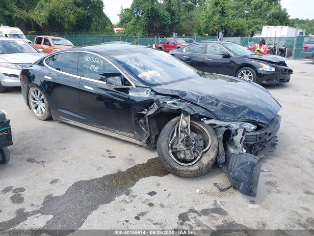 2016 TESLA MODEL S 5YJSA1E2XGF122737 Photo 0
