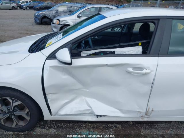 3KPF24AD6ME282008 KIA Forte Lxs