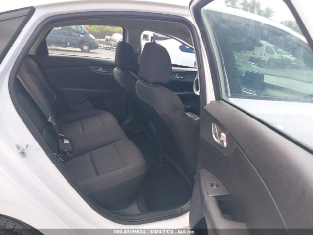 3KPF24AD6ME282008 KIA Forte Lxs
