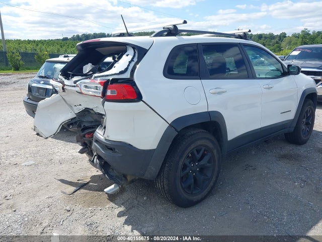 1C4PJMBX5JD517110 Jeep Cherokee Trailhawk 4x4