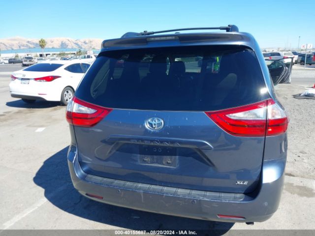 5TDYZ3DC5HS805869 Toyota Sienna Xle 8 Passenger