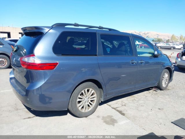 5TDYZ3DC5HS805869 Toyota Sienna Xle 8 Passenger