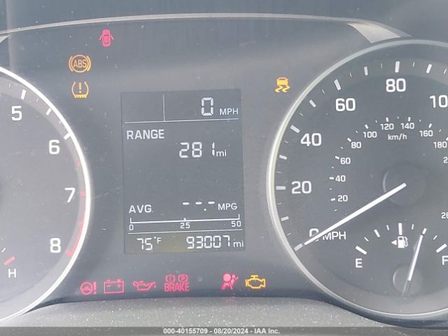 KMHD74LFXHU372062 Hyundai ELANTRA SE