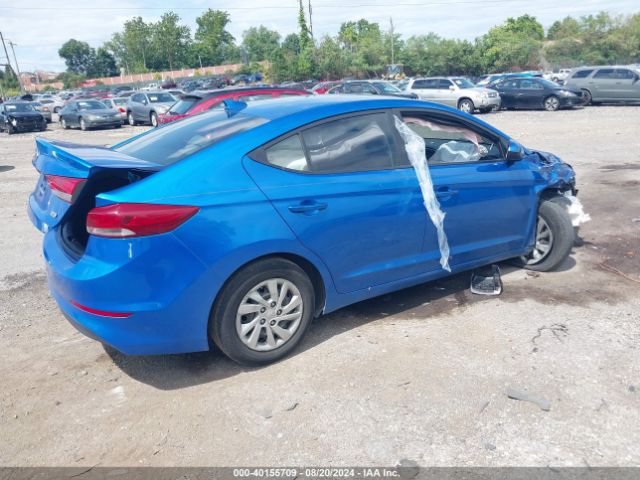 KMHD74LFXHU372062 Hyundai ELANTRA SE