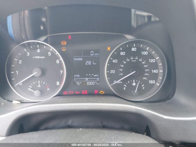 KMHD74LFXHU372062 Hyundai ELANTRA SE