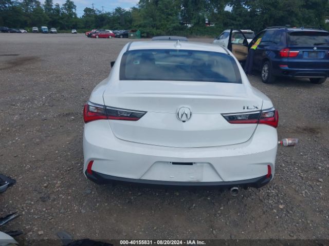 19UDE2F33NA002411 Acura Ilx Standard