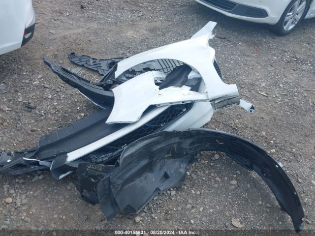 19UDE2F33NA002411 Acura Ilx Standard