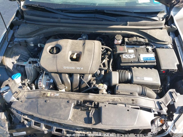 Hyundai ELANTRA SEL 2018 5NPD84LF3JH268501 Image 10