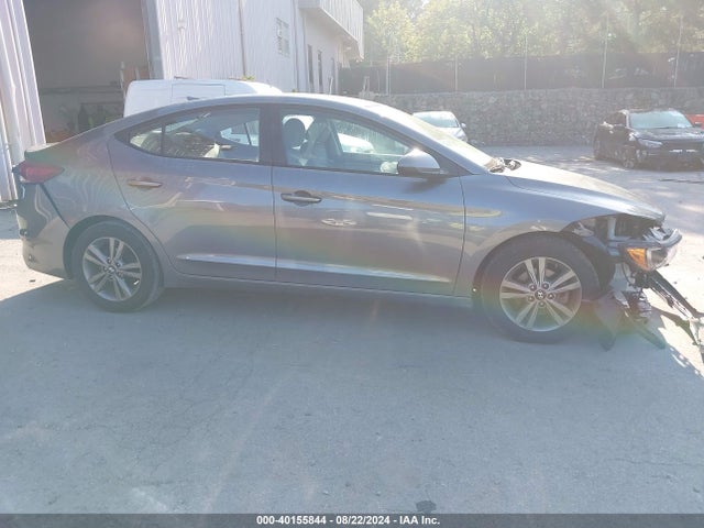 Hyundai ELANTRA SEL 2018 5NPD84LF3JH268501 Image 14