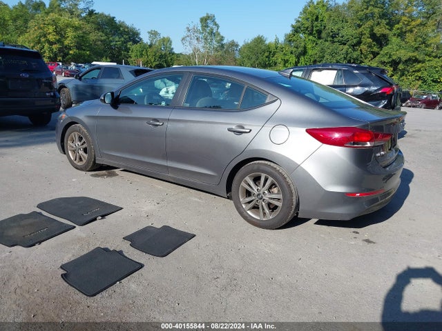 Hyundai ELANTRA SEL 2018 5NPD84LF3JH268501 Image 3
