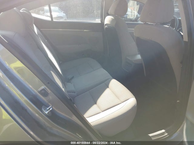 Hyundai ELANTRA SEL 2018 5NPD84LF3JH268501 Image 8